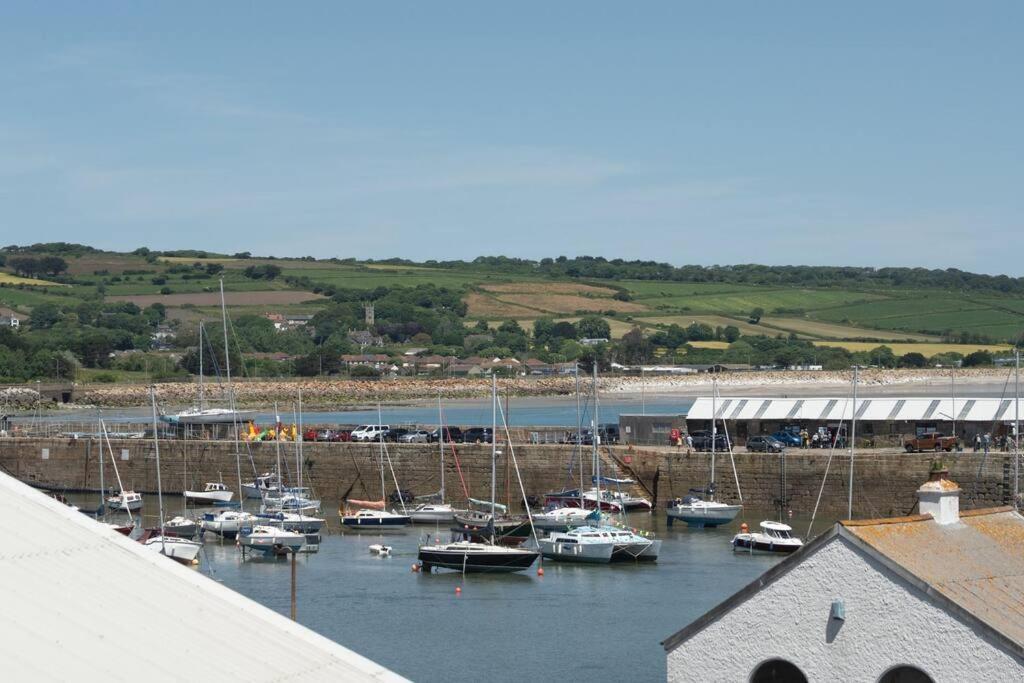 Charming 3 Bedroom Harbour Cottage With Parking ペンザンス エクステリア 写真