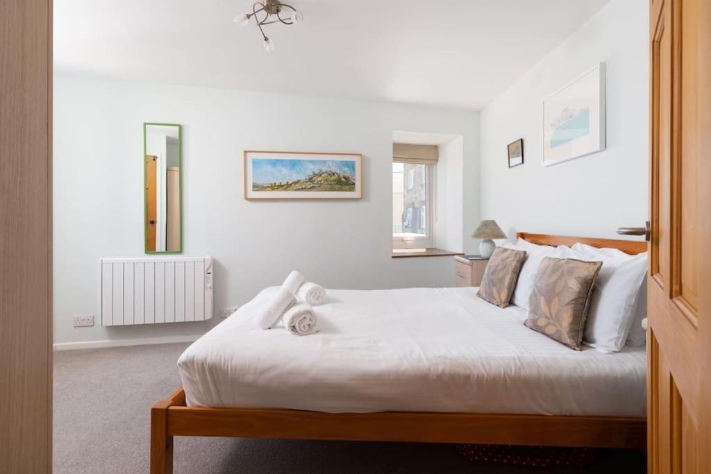 Charming 3 Bedroom Harbour Cottage With Parking ペンザンス エクステリア 写真